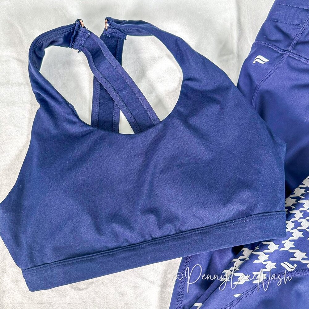 Fabletics Cross Back Sports Bra & Ultracool Reflective Legging Set - Picture 2 of 9